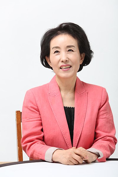 Sun-young Park 