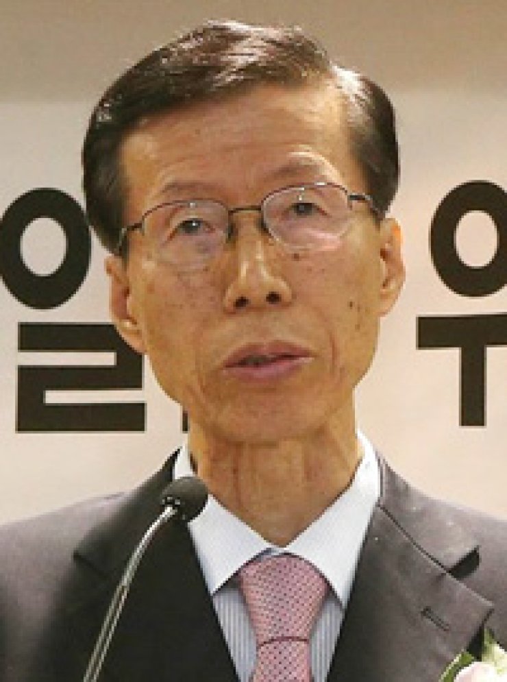 Tae-hoon Kim headshot
